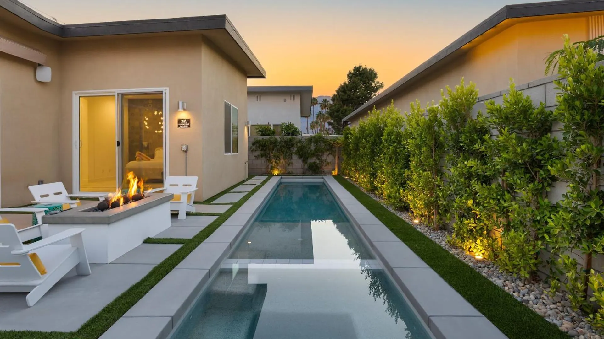 Holiday home Lumen At Tahquitz: New Build With Pool Fire Pit Designer Interiors Villa Palm Springs
